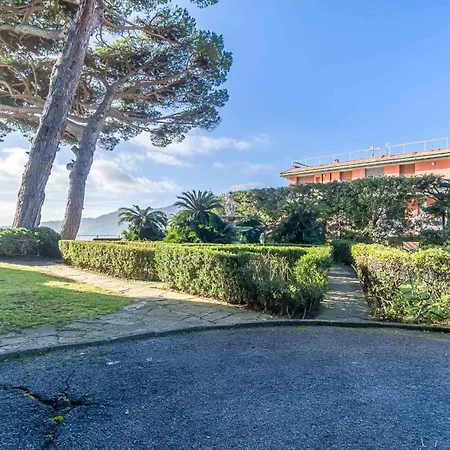 Apartment La Perla Del Tigullio! Fiorita Roomy Flat Rapallo