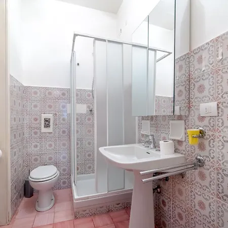 Apartment La Perla Del Tigullio! Fiorita Roomy Flat *