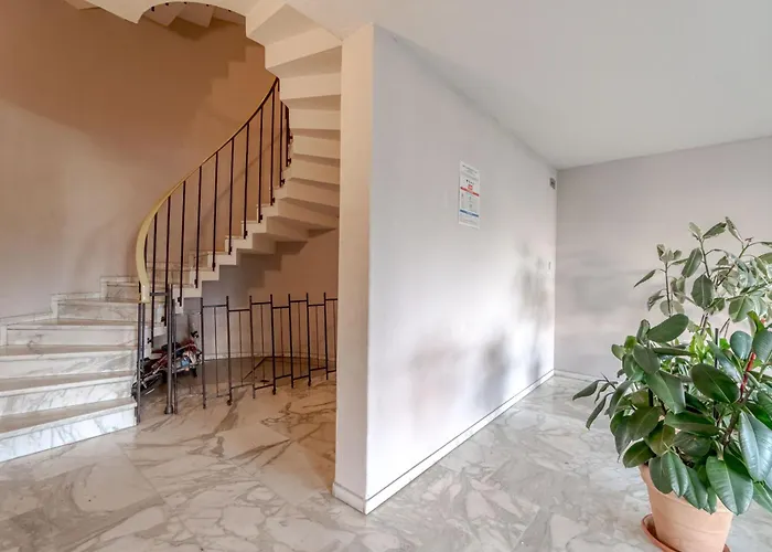 Lägenhet La Perla Del Tigullio! Fiorita Roomy Flat Rapallo