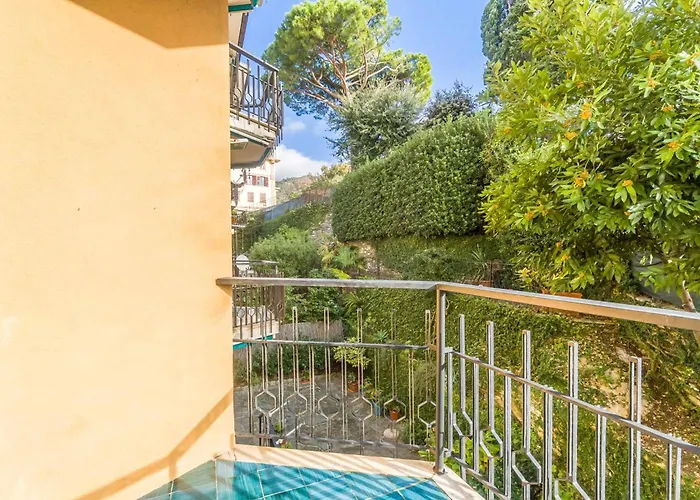 Lägenhet La Perla Del Tigullio! Fiorita Roomy Flat