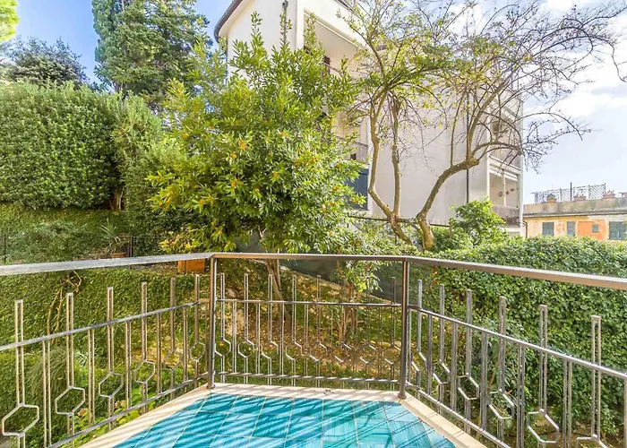 Lägenhet La Perla Del Tigullio! Fiorita Roomy Flat Rapallo