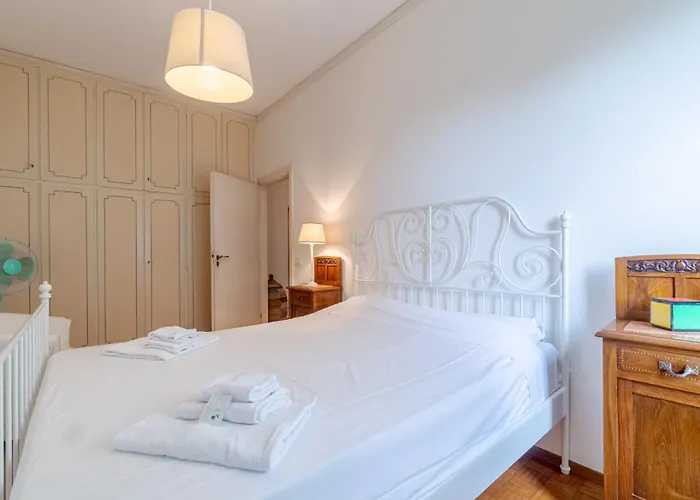 La Perla Del Tigullio! Fiorita Roomy Flat דירה